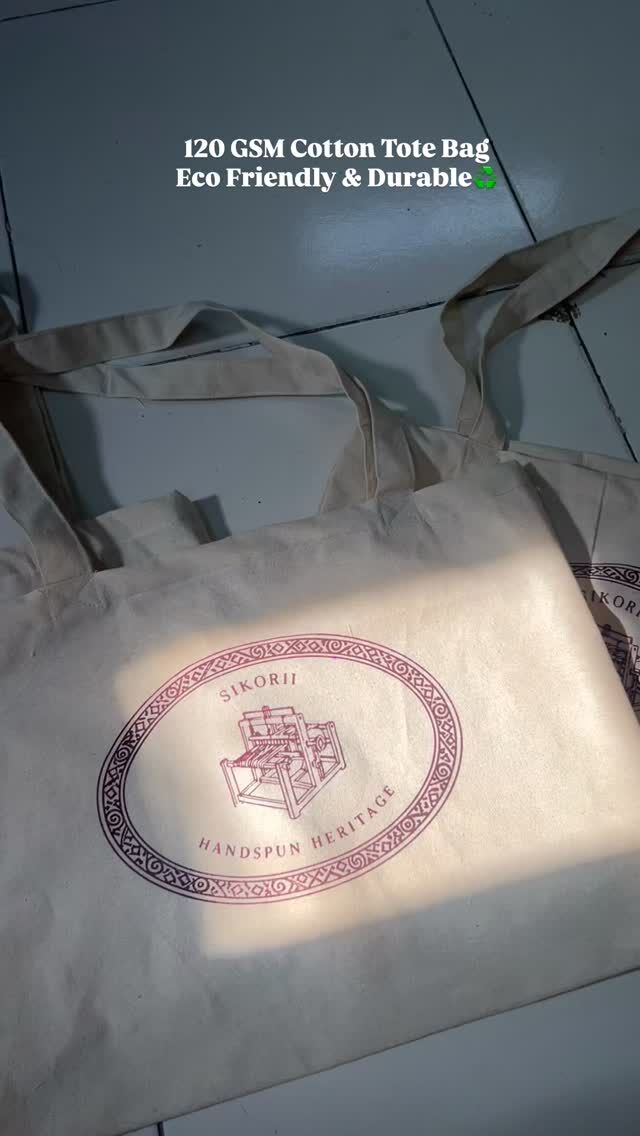 Lightweight, durable, and planet friendly 🌱Our 120 GSM cotton tote bags are perfect for everyday use- reusable, eco-friendly and made to last. Customise them with your logo or message and turn into brand promotion. Branding but make it sustainable!🪴Order now @swayam.sidhha ✨👜.........#cottontote #tote #branding #sustainability #trending